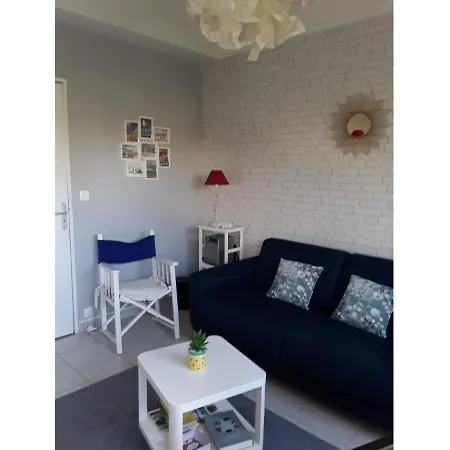 Parenthese Bleue A * كابورغ